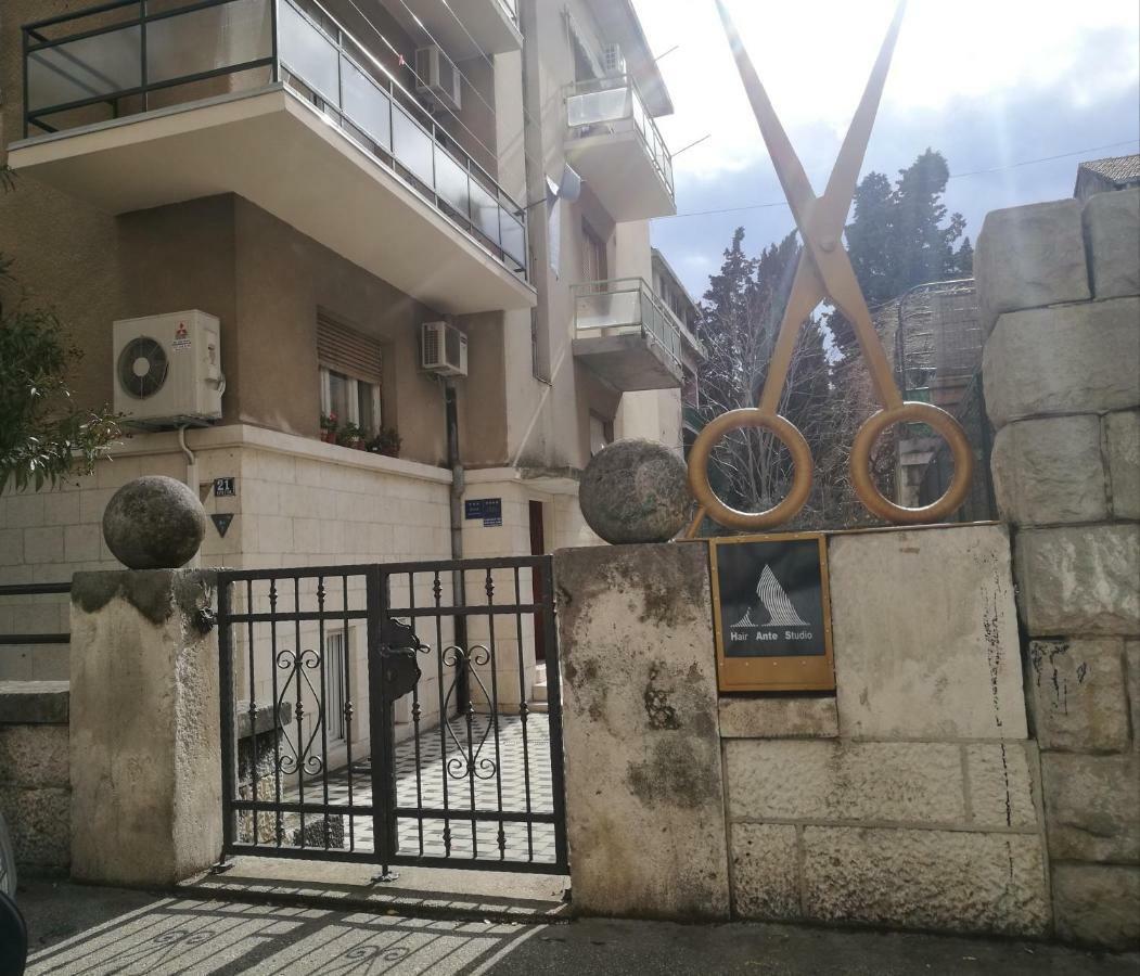ספליט Cozy Apartment Mihaela With Balcony, Near Park Marjan & Old Town - Quiet Neighborhood מראה חיצוני תמונה